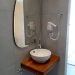 卡提卡布里酒店