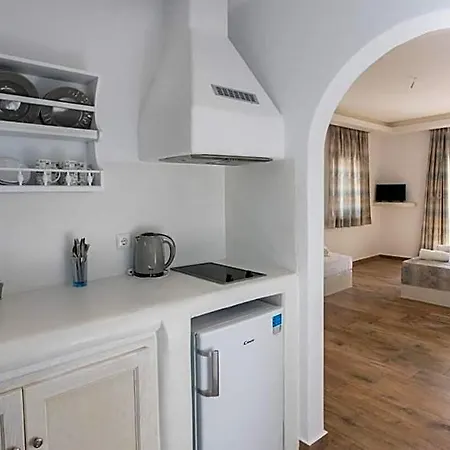 Keti Kapri 3* Plaka (Naxos)