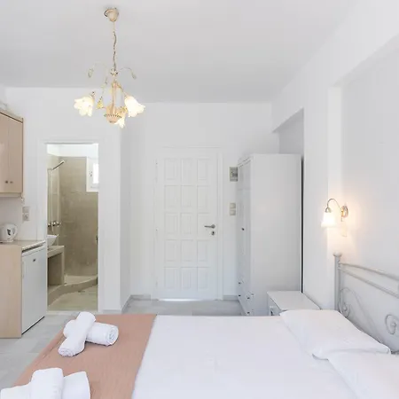 Keti Kapri 3* Plaka (Naxos)